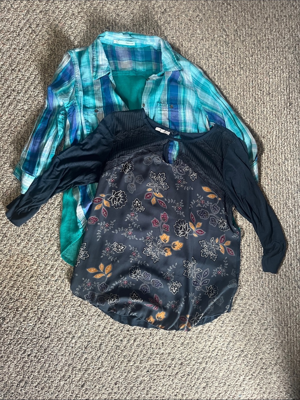 Navy Floral and green/blue Button-Front Top - L and xl